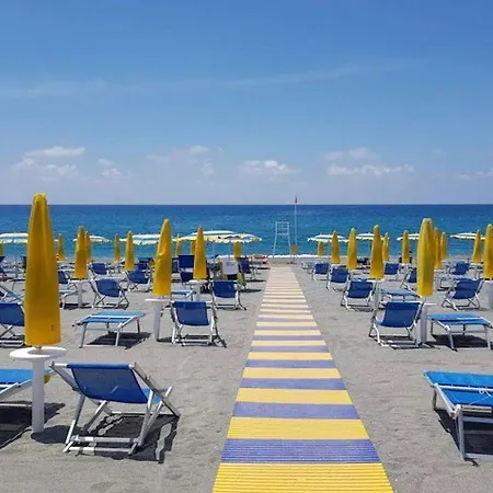 Parco San Giovanni 2*