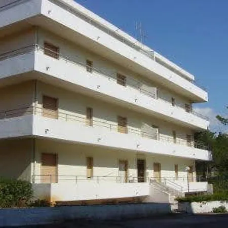 Parco San Giovanni Hotel 2*