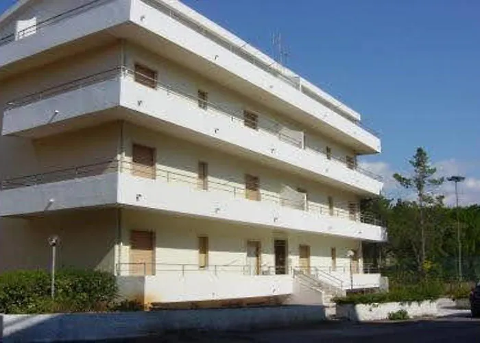 Parco San Giovanni Hotel 2*